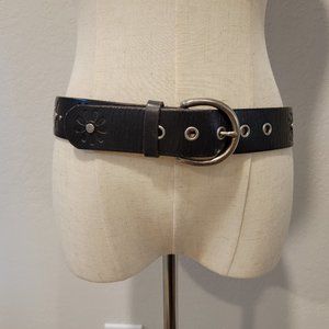 Fossil Belt with 28"-33" from buckle to first and last hole. Exc. Cond.!